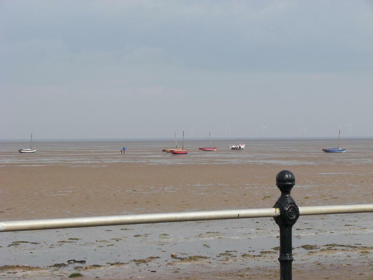 Seaways Cottage Hoylake Bagian luar foto